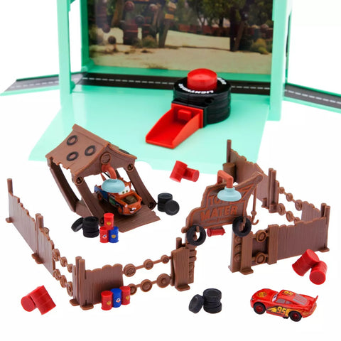 Mater's Junkyard On-the-Go Play Set – Cars